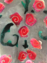 Load image into Gallery viewer, Velvet Scarf with Roses Pattern in Black and Red.