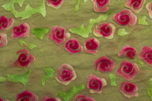 Load image into Gallery viewer, Green and Fuchsia Roses
