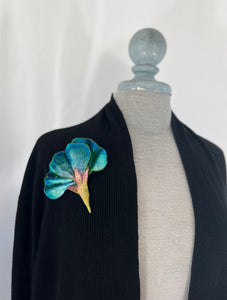 Turquoise Profile Flower Pin