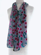 Load image into Gallery viewer, Red Roses Velvet Versatile Poncho