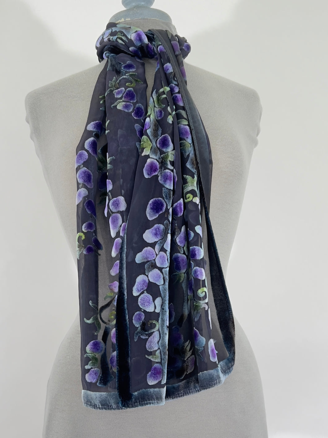 Velvet Scarf with Willows Pattern in Black