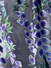 Load image into Gallery viewer, Velvet Scarf with Willows Pattern in Black

