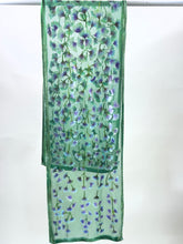 Load image into Gallery viewer, Velvet Scarf with Gingko Leaves in Green
