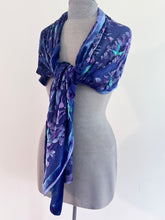 Load image into Gallery viewer, Hummingbirds Scarf/Shawl in Purple
