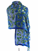 Load image into Gallery viewer, Velvet Gingko Scarf/Shawl in Blue
