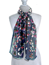 Load image into Gallery viewer, Velvet Devoré Flower Leaves Scarf  in Gray with Magenta
