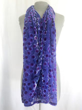 Load image into Gallery viewer, Roses Poncho/Scarf in Purple
