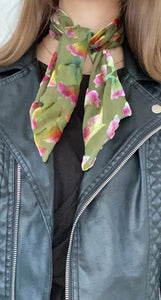 Scarflet with Floral Pattern in Olive-Sherit Levin